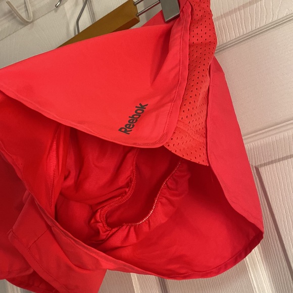 Mismatch Reebok running/workout set - Picture 7 of 7